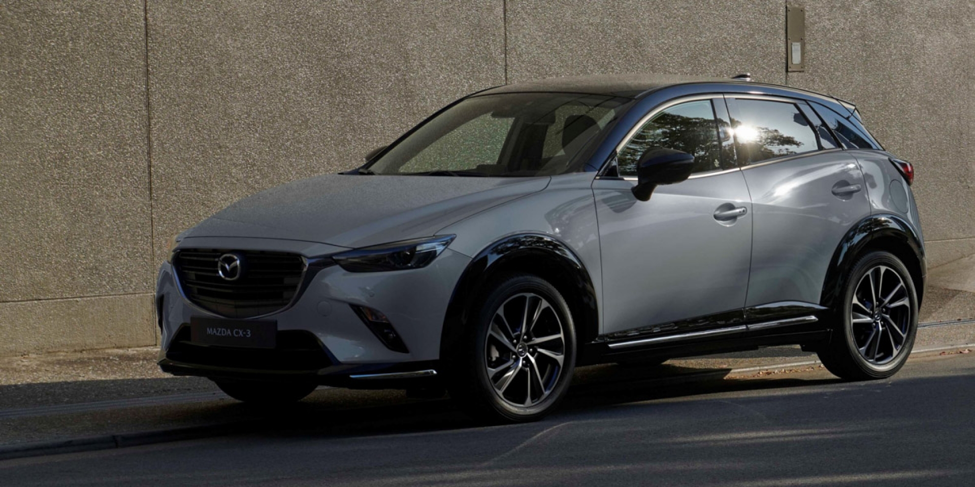 24 年式 MAZDA CX-3 型領風潮 全新個性雙色 Vivid Edition 車型 有感進化不加價