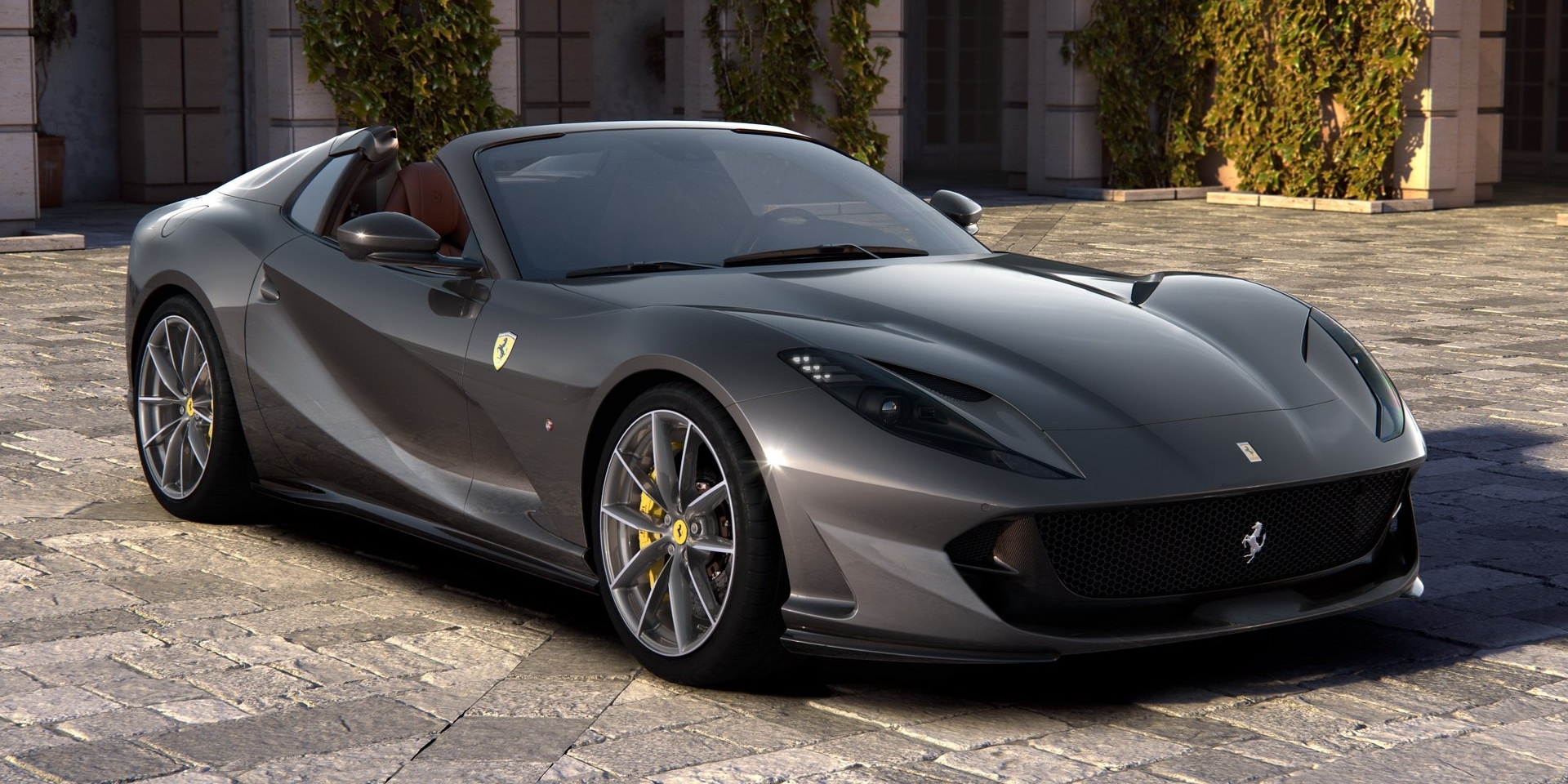 世界最強敞篷量產車！Ferrari 812 GTS正式亮相！