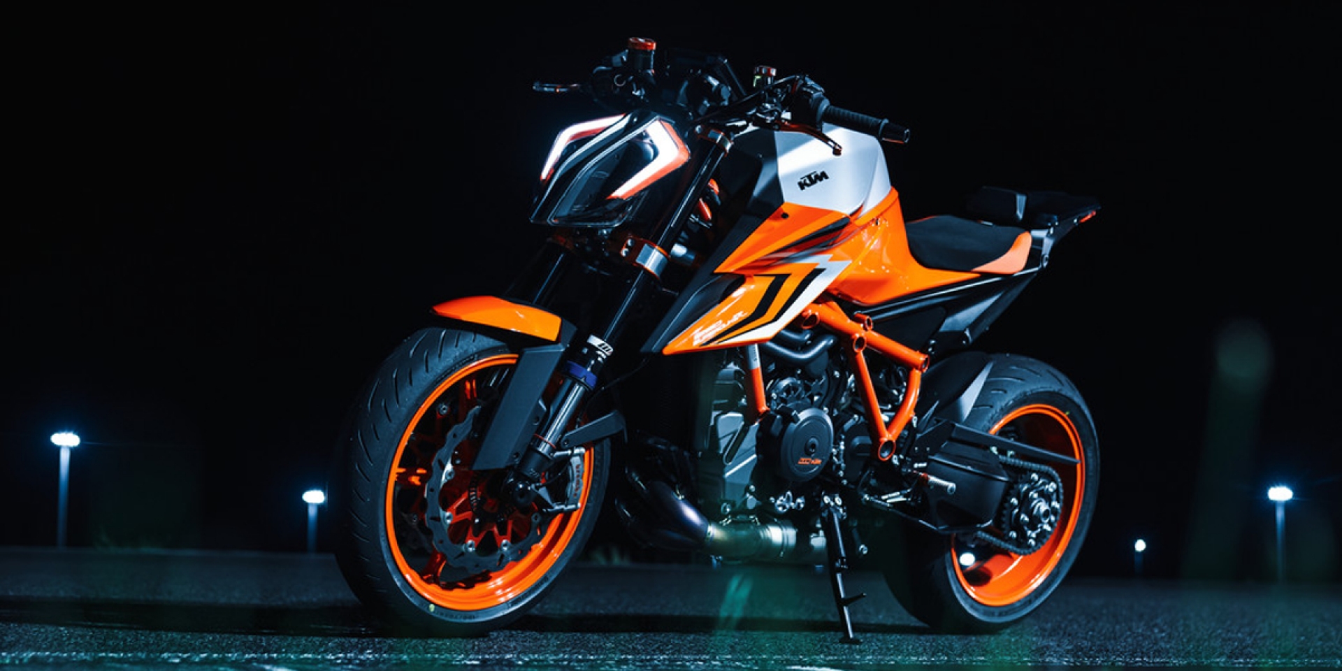 電子懸吊上身！KTM 1290 SUPER DUKE R/EVO 海外發表