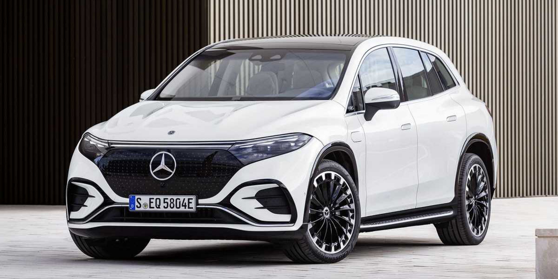 超過600公里的續航力！Mercedes-Benz推出全新純電7人座SUV「EQS SUV」