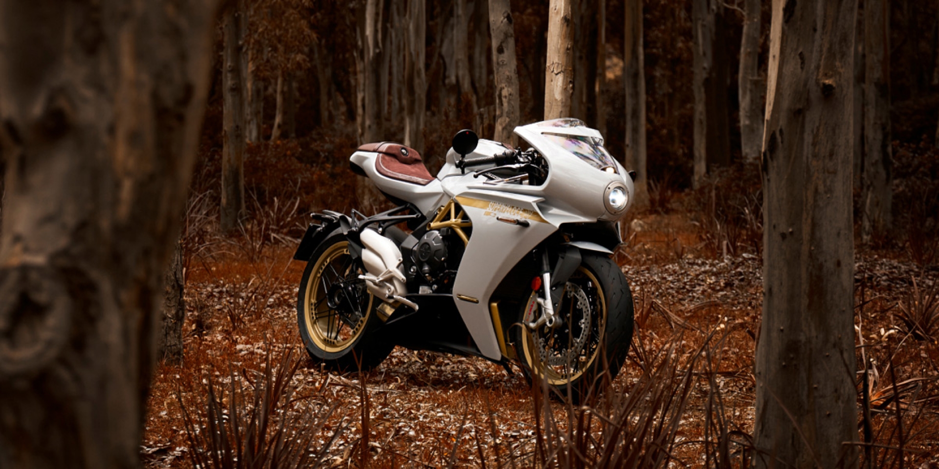 鋼絲框、Alcantara麂皮坐墊！2021 MV AGUSTA Superveloce S 正式發表