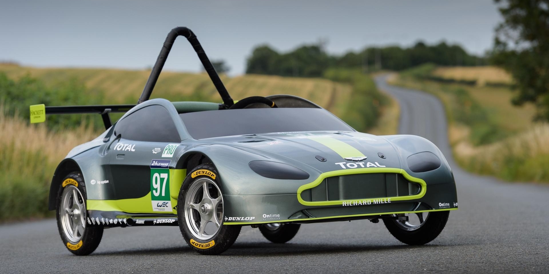 地心引力作為燃料！？Aston Martin打造完全零排放賽車！