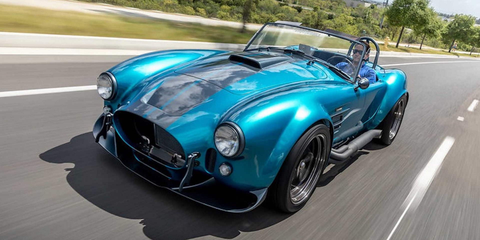 何種動力自己選，Superformance推出客製復刻Shelby Cobra MKIII-R