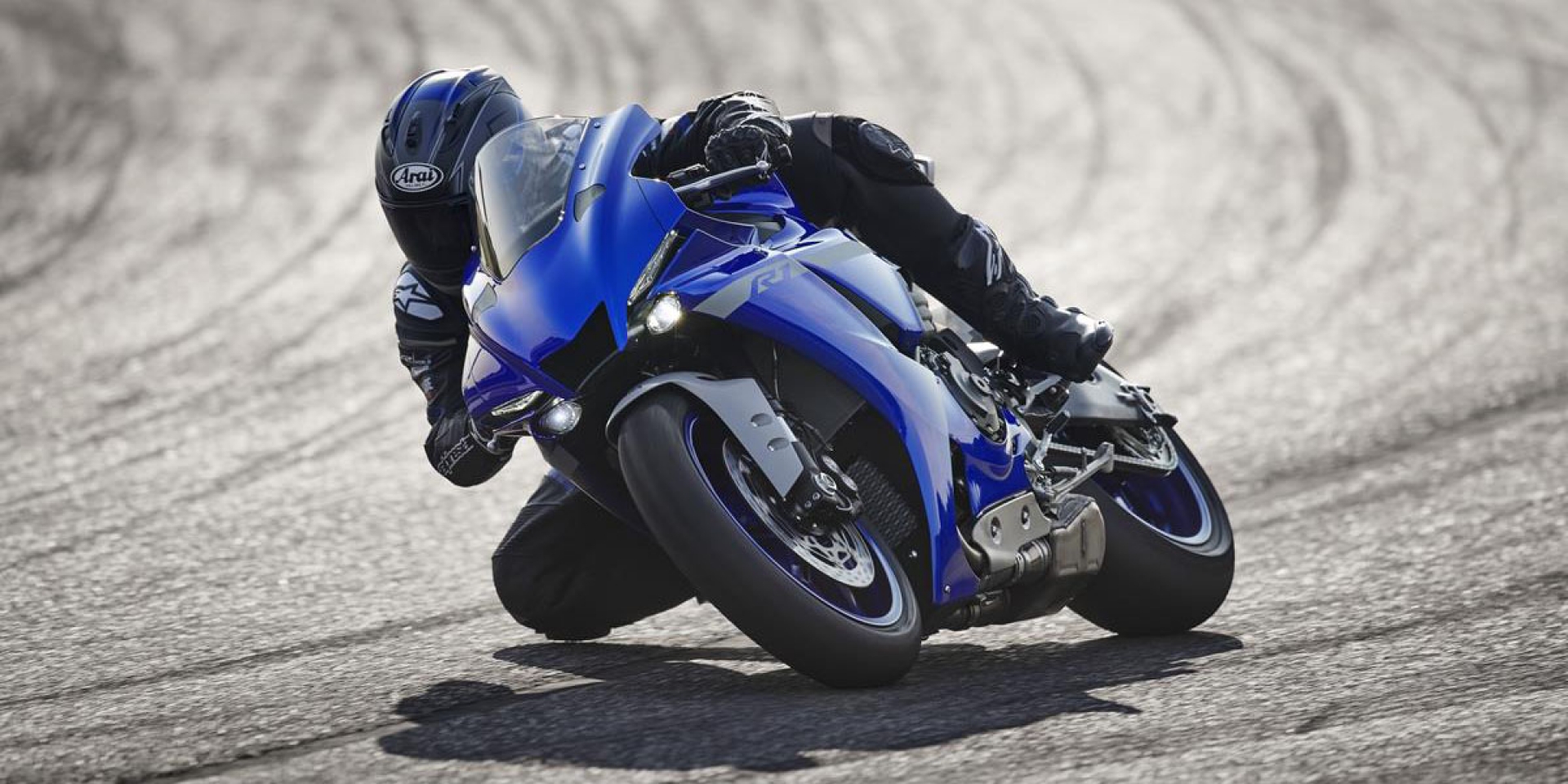 YZF-R1準備改款？FIM曝光全新2023年式R1賽道版，市售車有望年底發表？