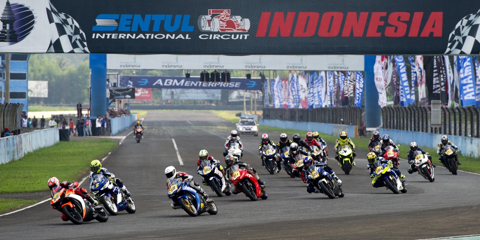 頂級賽事重返印尼 MotoGP簽約三年2021燈滅起跑