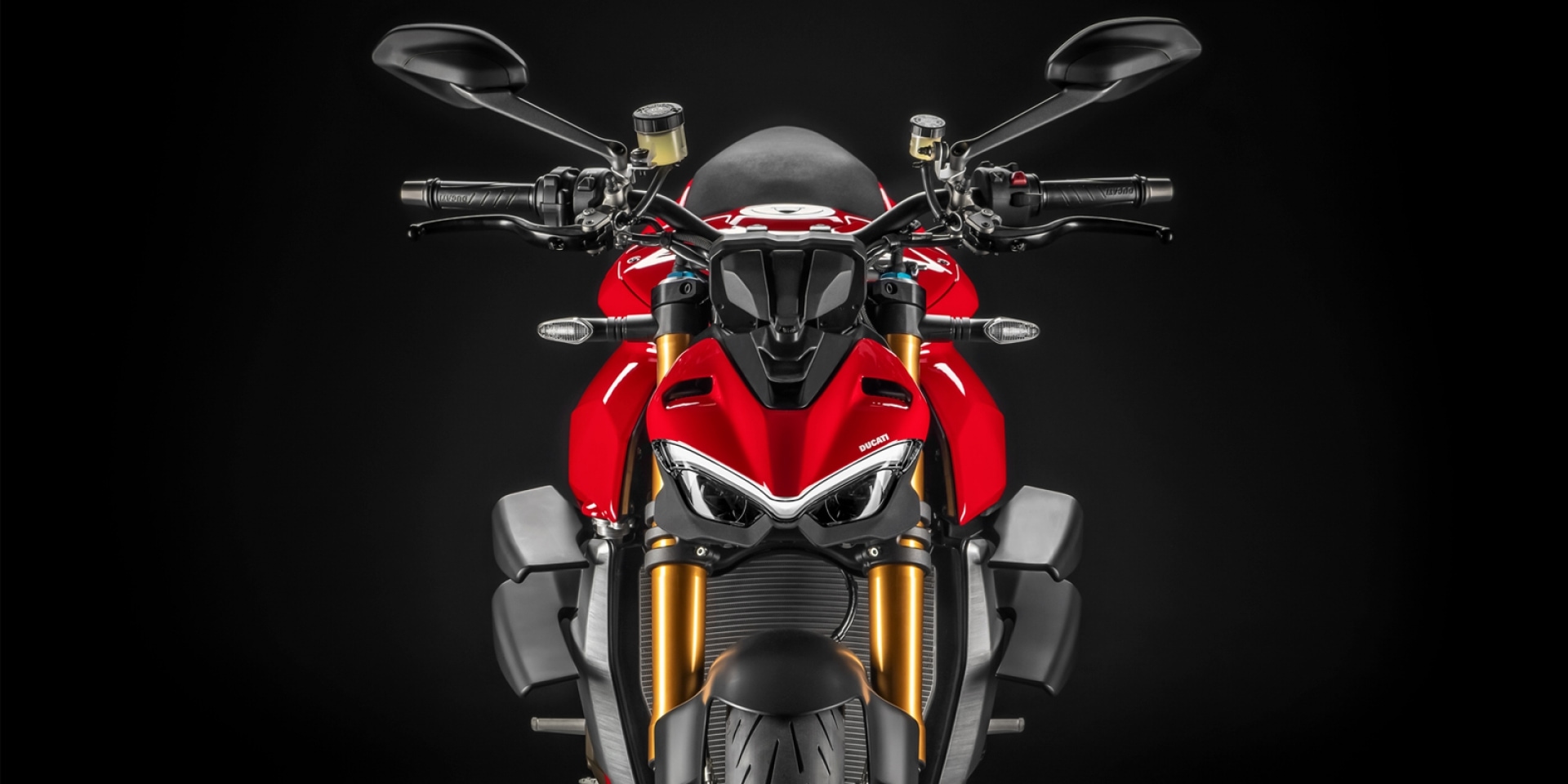 街頭幹架王登場。DUCATI Streetfighter V4正式發表！