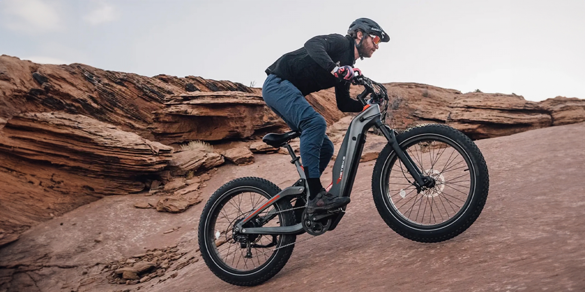 Heybike Hero：2.8公斤碳纖維車架、750W馬達、160Nm扭力、56公里極速、96公里續航的電動自行車！