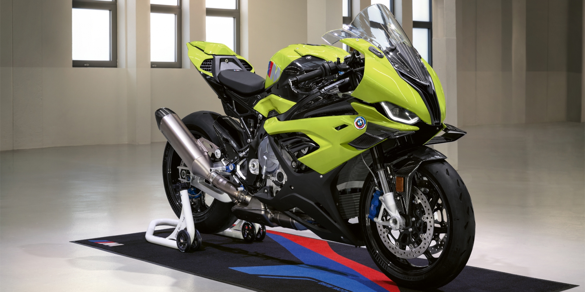 M部門50週年！BMW Motorrad推出M 1000 RR 50 Years M Anniversary Edition