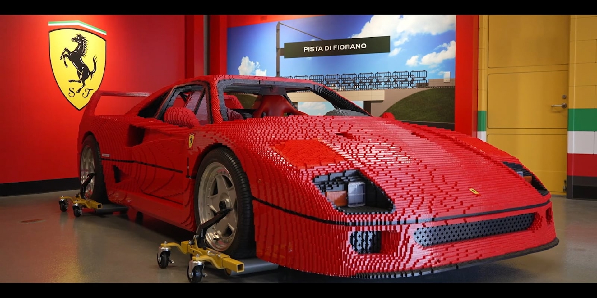 重現Ferrari F40經典樣貌 樂高打造1:1模型