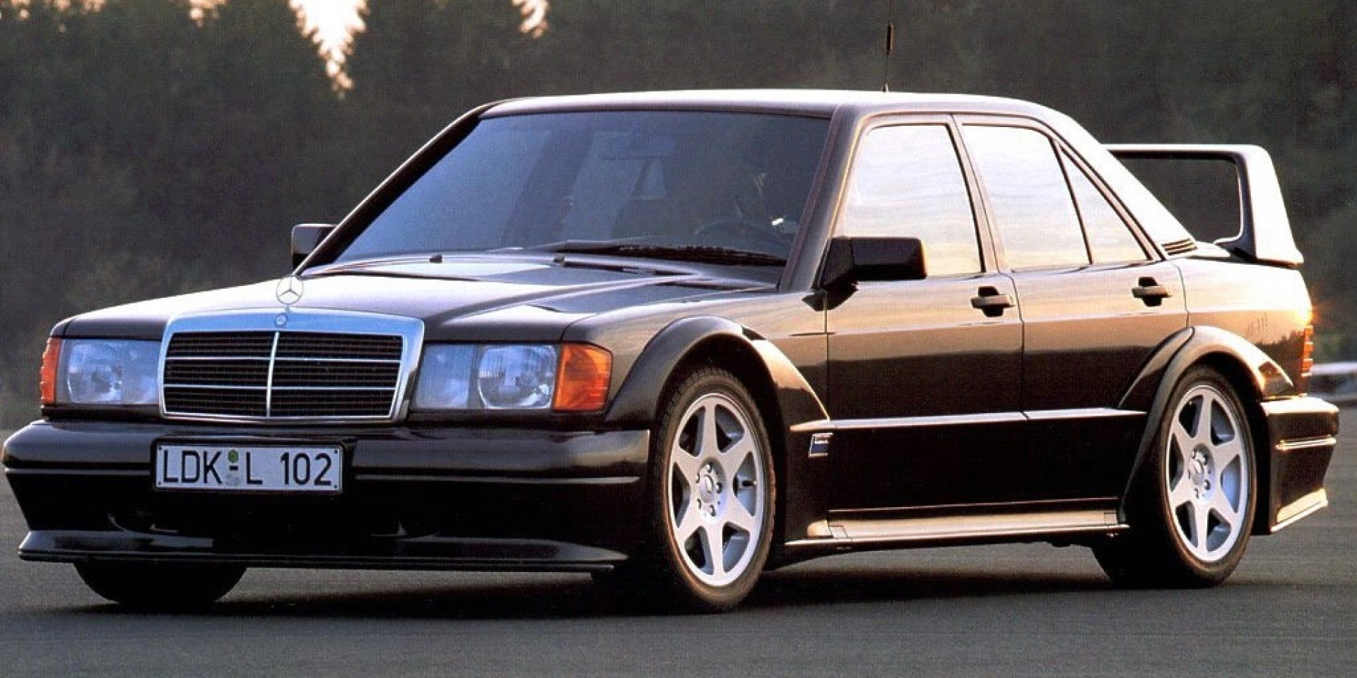 Mercedes-Benz 190 E 2.5–16 Evo II售價再創新高 1,200萬台幣售出