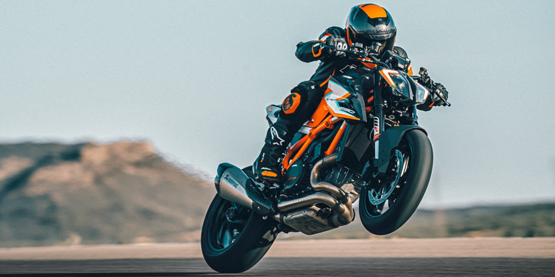 減重9公斤、一比一馬力重量比！KTM 1290 SUPER DUKE RR 限量500台發表