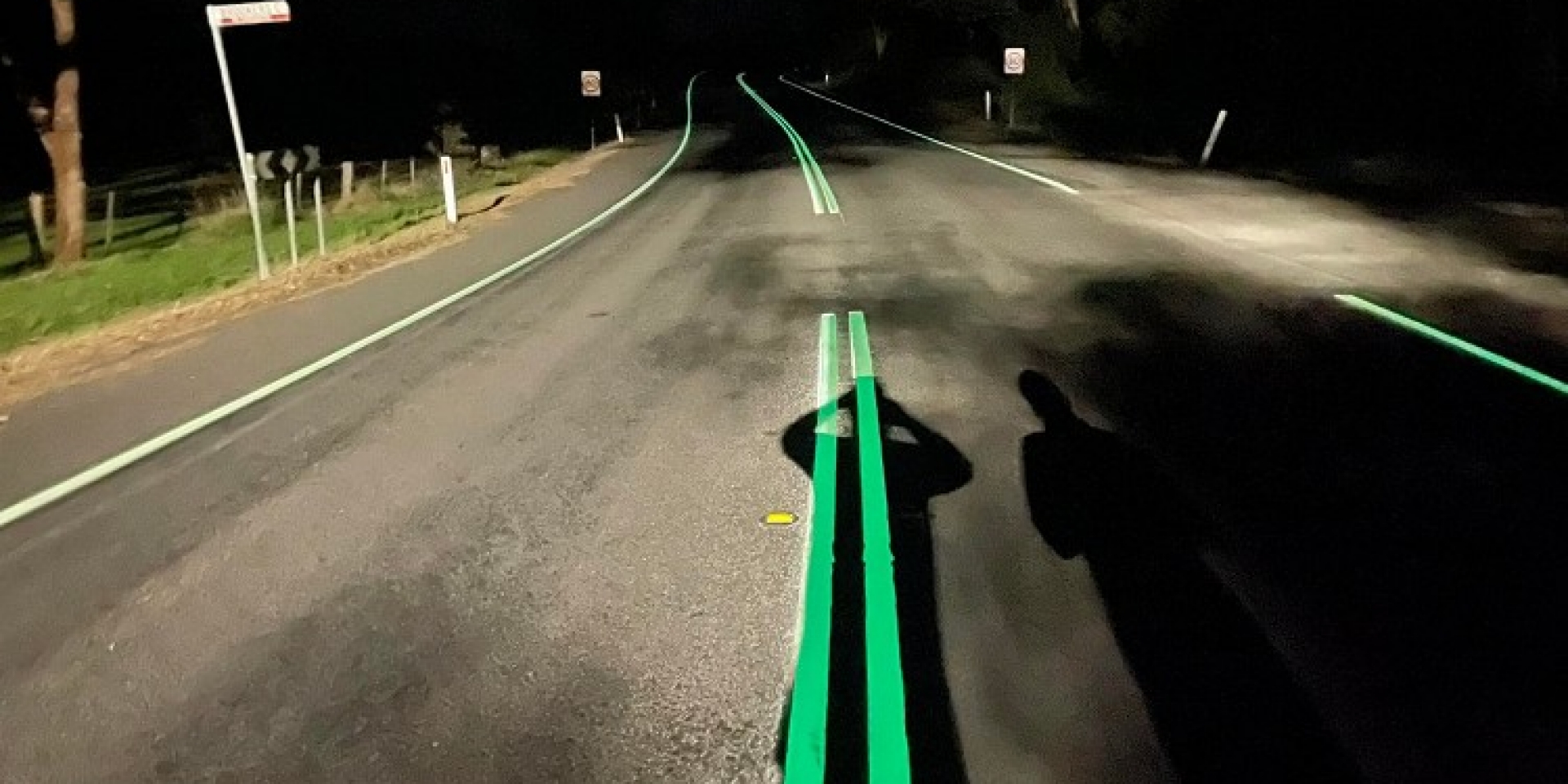 標線會發光，澳洲斥資2.45億美元提升道路安全