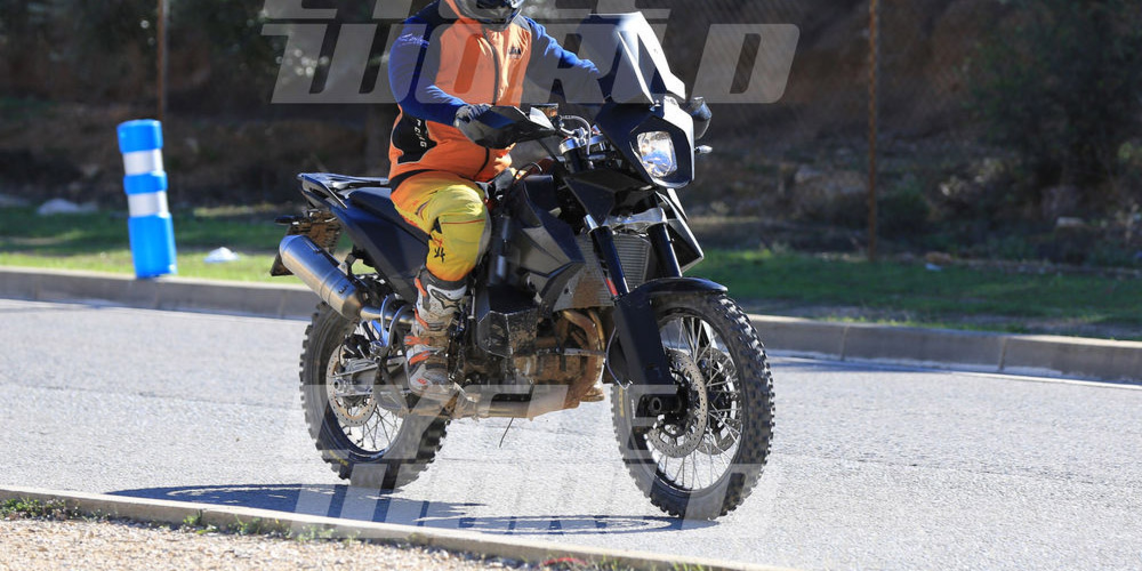 越野猛虎現身。捕獲KTM 790 Adventure