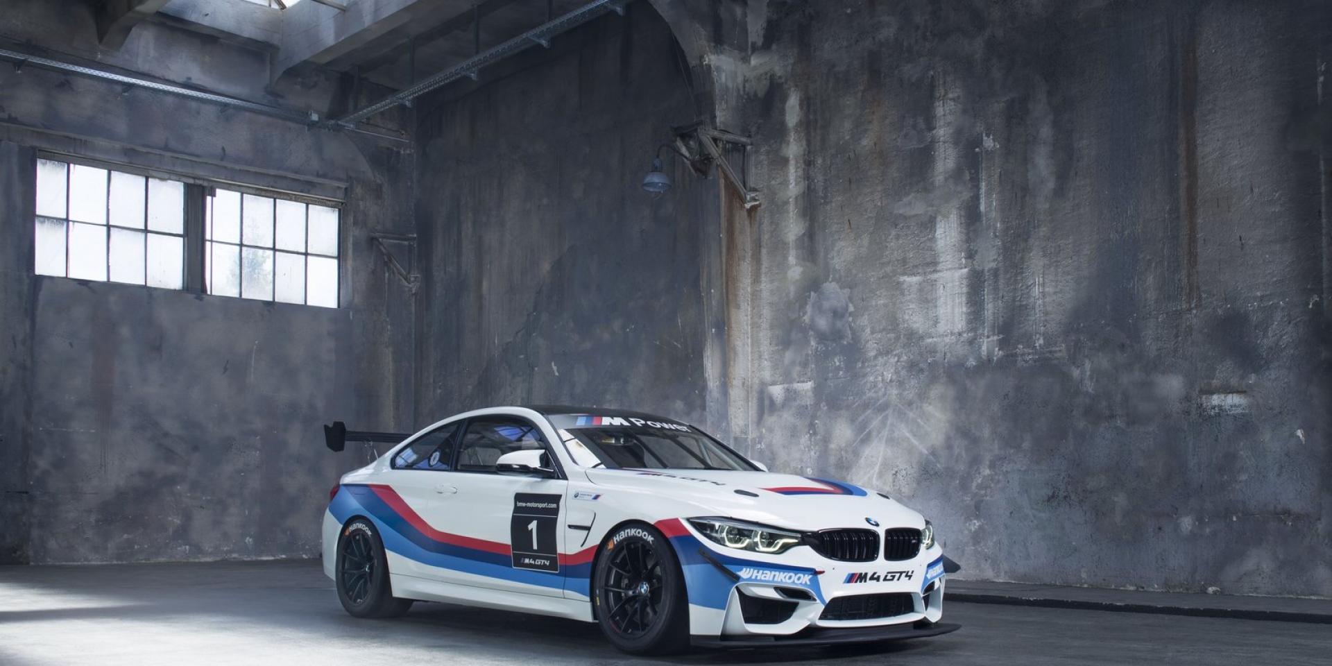 工廠賽車接單生產 BMW M4 GT4 開放預訂