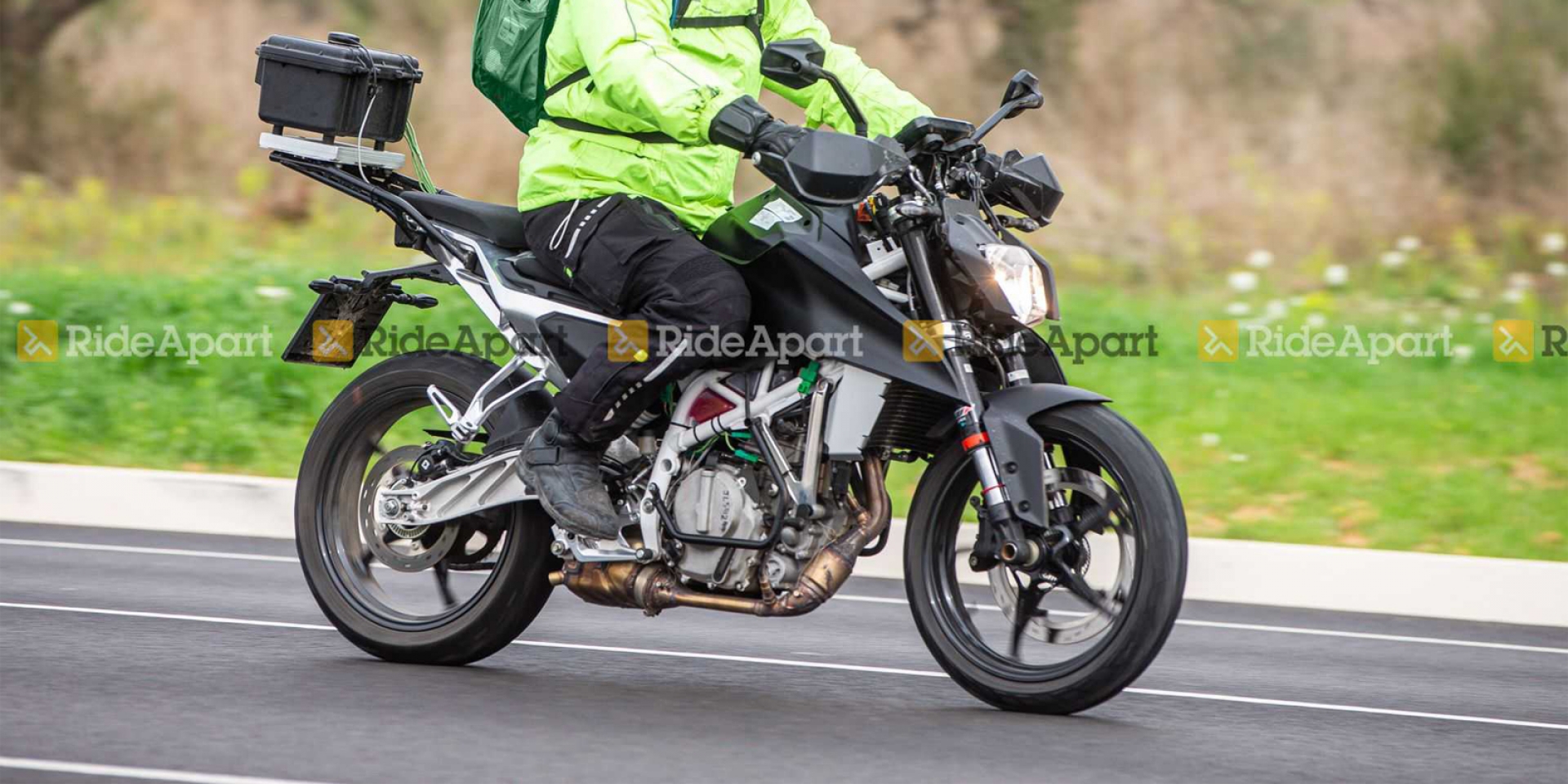 副車架、儀表更新！KTM 125/250 DUKE 間諜照曝光