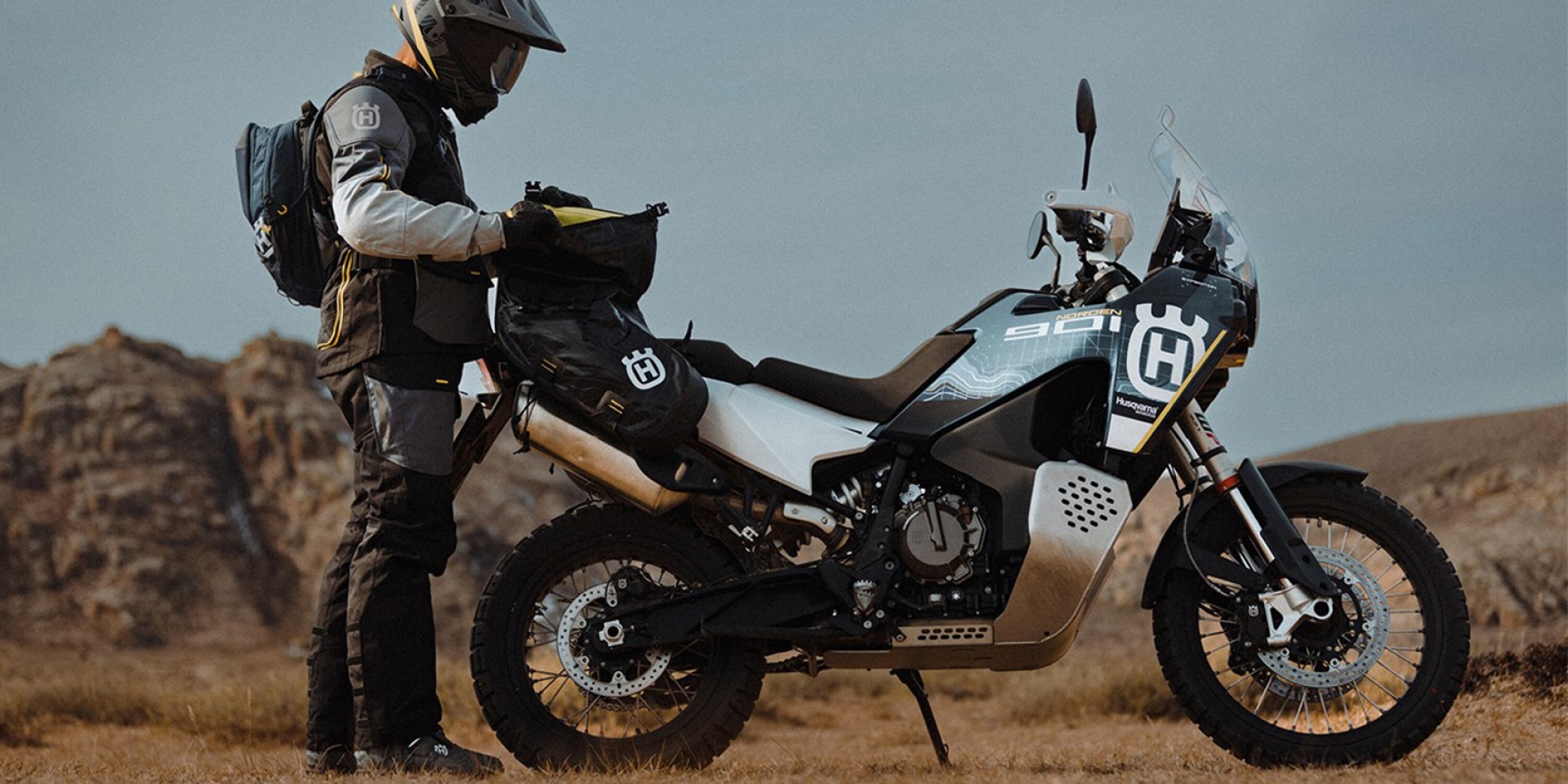 全可調懸吊、長風鏡、側包導入！Husqvarna Norden 901 Expedition 海外發表