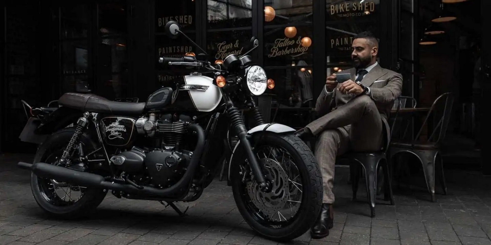 紀念與紳士路騎合作十周年！Triumph Bonneville T120 Black DGR Limited Edition正式登場