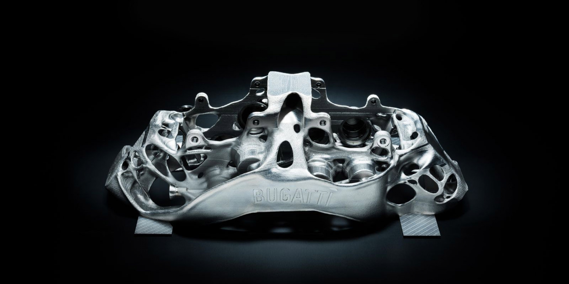 Bugatti的頂尖工藝， 3D列印打造全球最輕鈦合金卡鉗