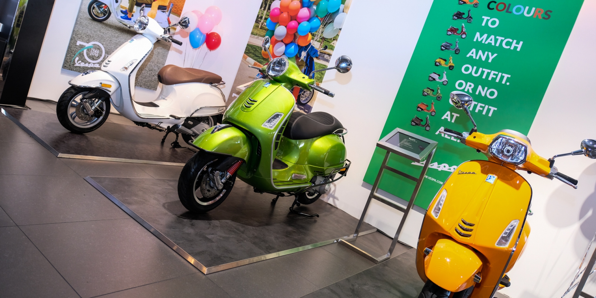 來自米蘭的城市休憩廳。Vespa Motoplex內湖旗艦店開幕！