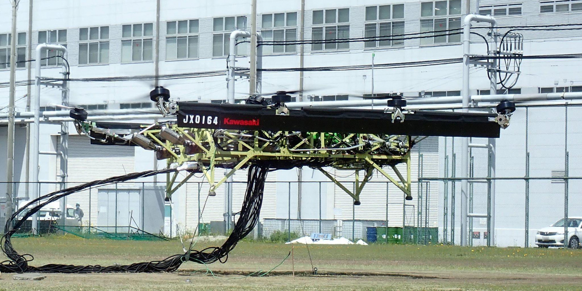 在路上跑還不夠！川崎重工用三顆ZX-10R引擎測試無人運輸機！ | SUPERMOTO8