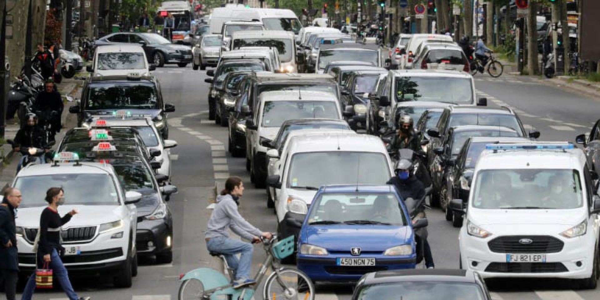 騎腳踏車都比較快！為了保護行人 巴黎市區限速降至30km/h