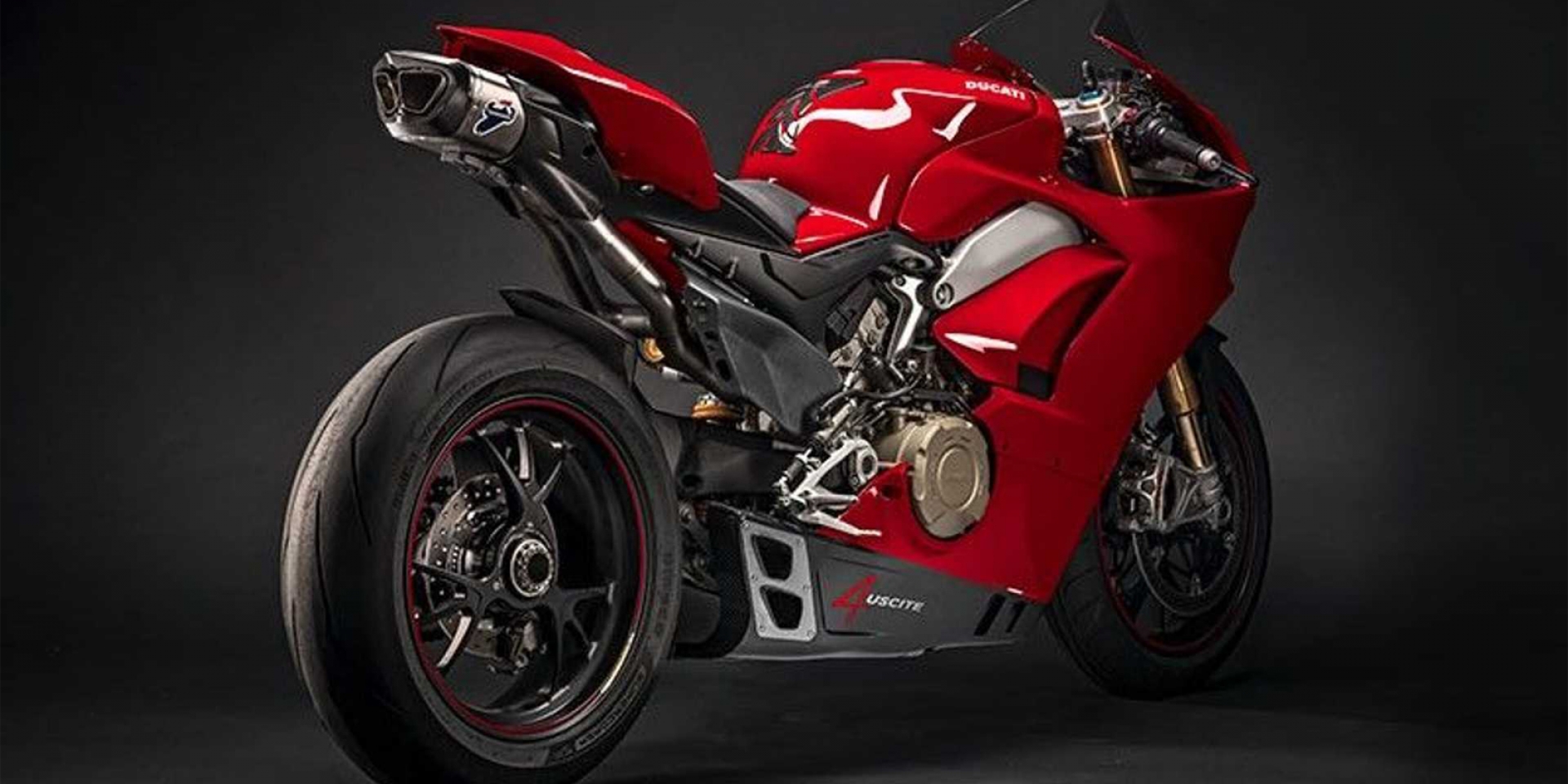 中置加底排一次滿足！Termignoni推出Ducati Panigale V4專用排氣管