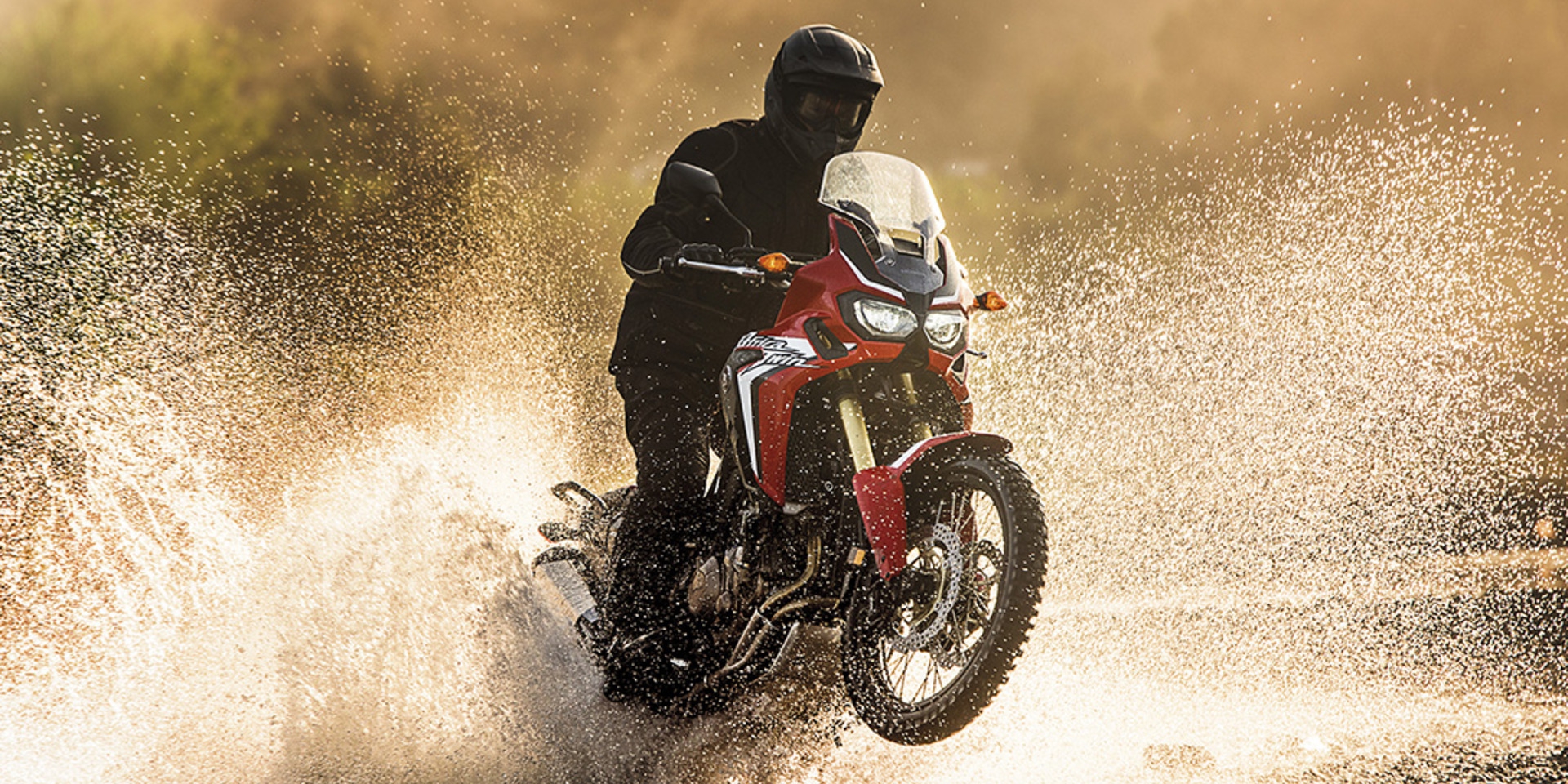 可靠的探險家。Honda CRF1000L Africa Twin 2016正式亮相