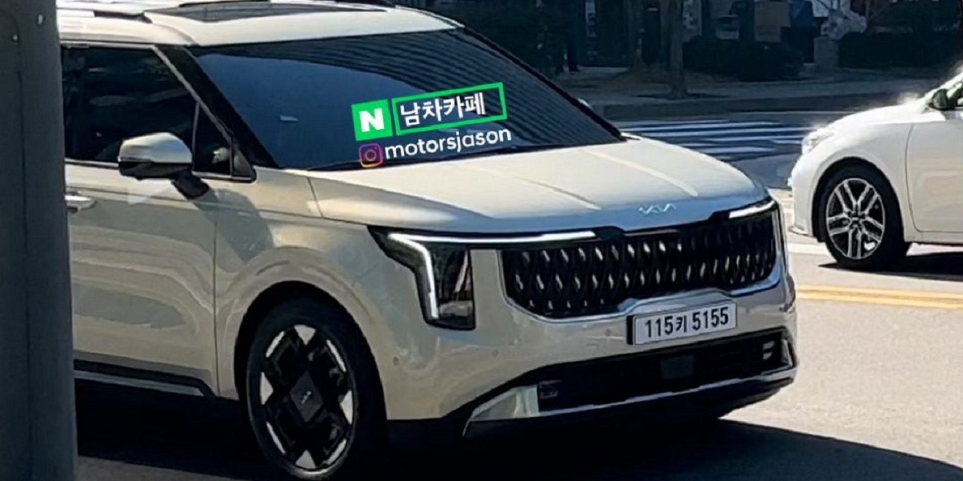 全新車頭、車尾造型登場！2025年式小改款KIA Carnival將於韓國發表