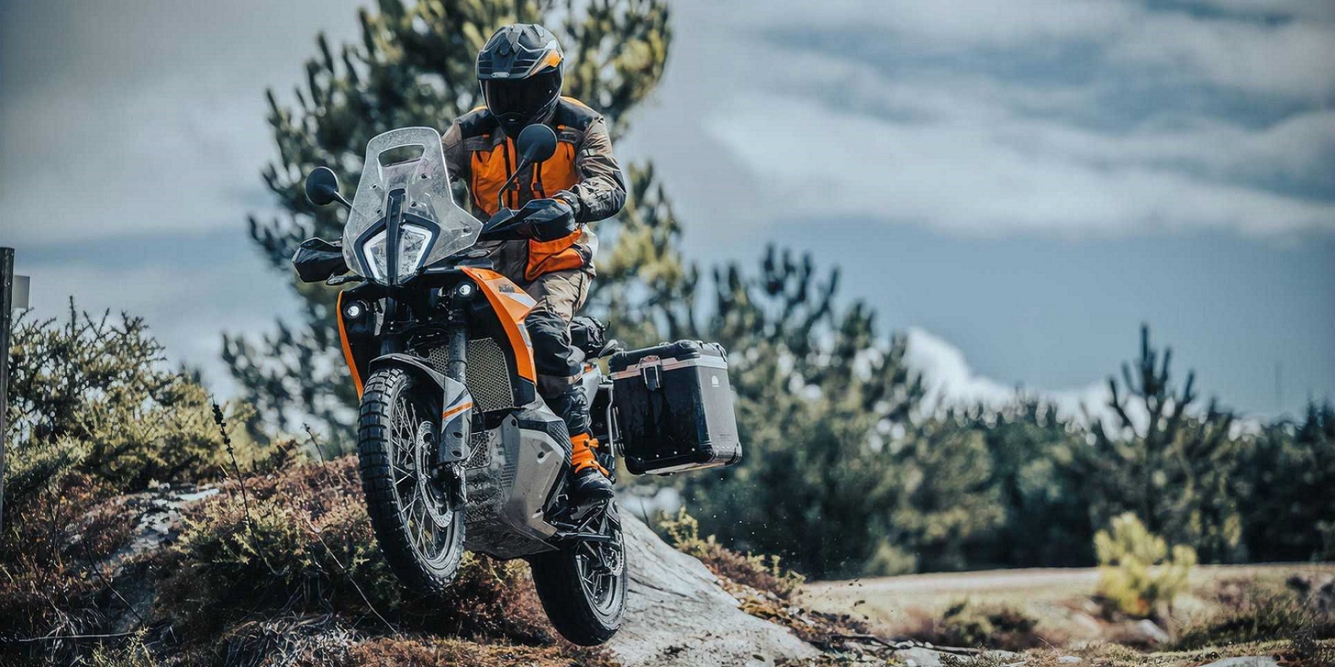 配備、電控升級！2023年式KTM 890 Adventure登場