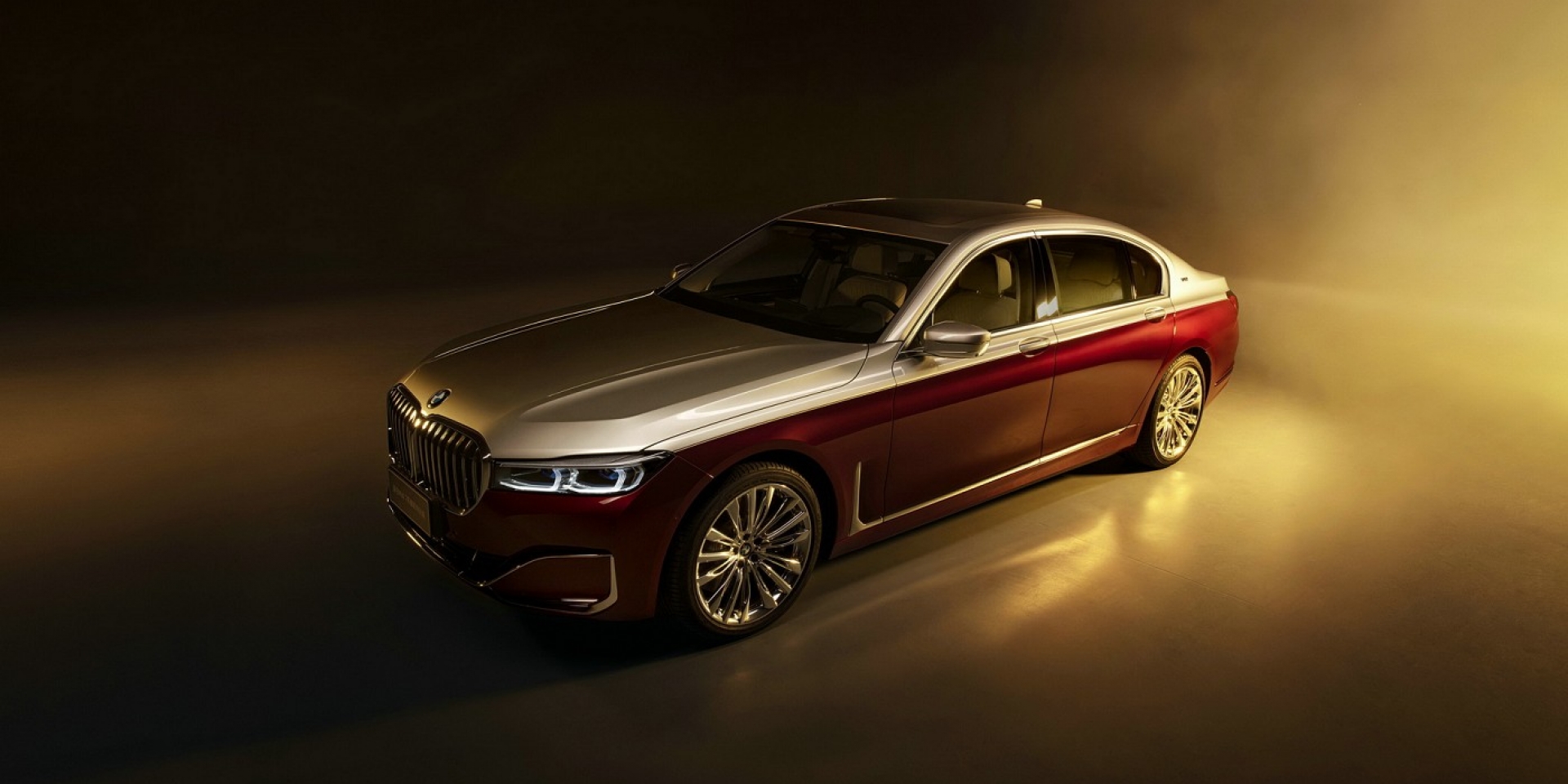 中國限定Maybach塗裝BMW 760Li，限量25台