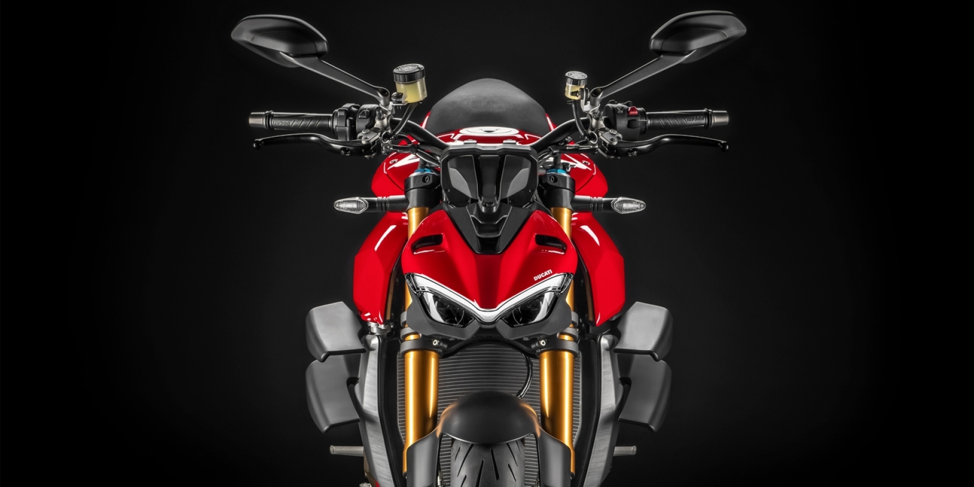 街頭幹架王抵台！DUCATI「Streetfighter V4」127.8萬元開賣，Panigale V2同步登場