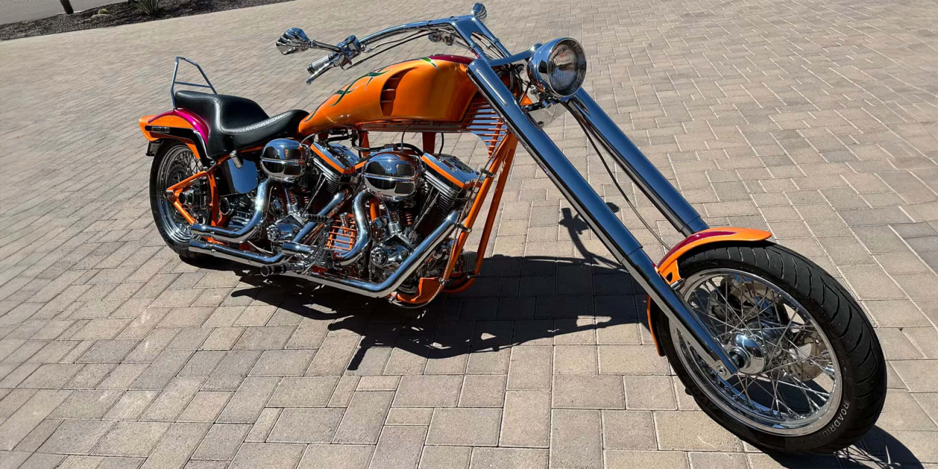 裝V4引擎的哈雷？這台詭異Harley-Davidson手工車可能不是你想得那樣！
