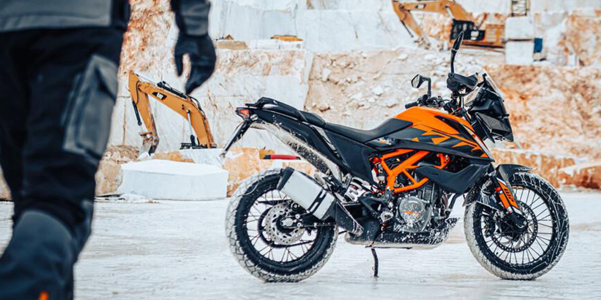 鋼絲框更野！2023 KTM 390 ADVENTURE 海外亮相