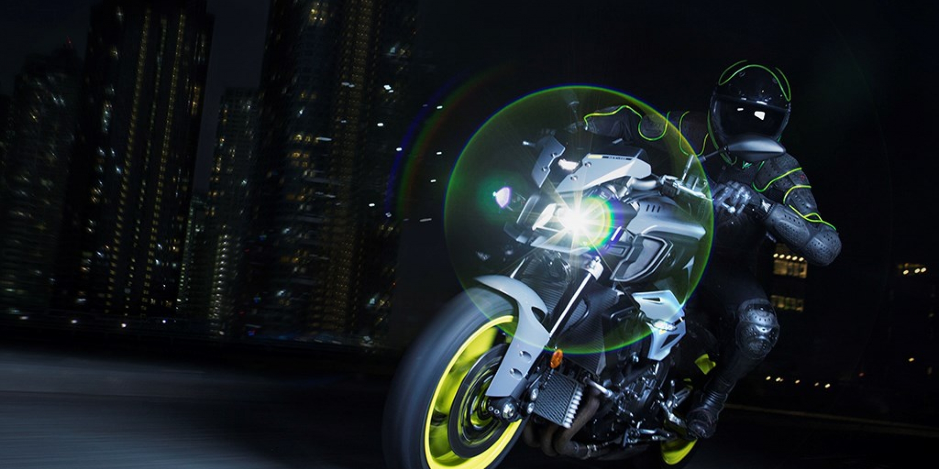 米蘭車展。無罩R1。YAMAHA MT-10 凶惡登場