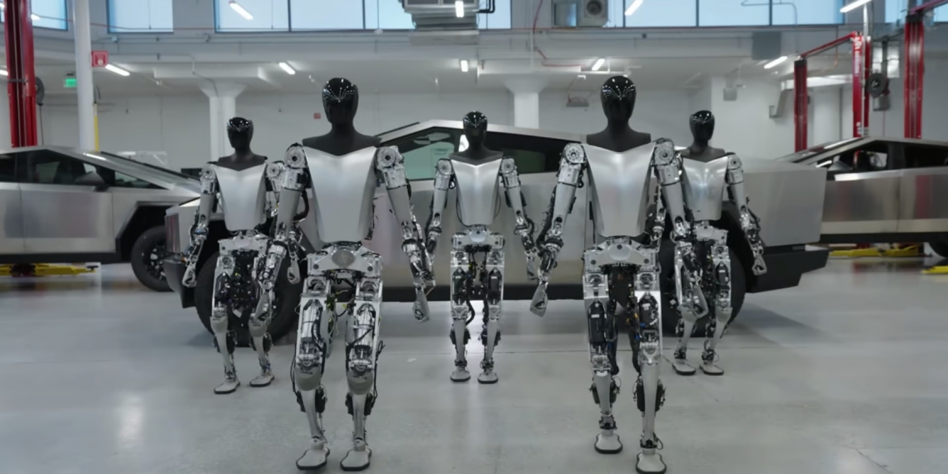TESLA Optimus Robot亮相，Elon Musk拉開機械公敵時代降臨？