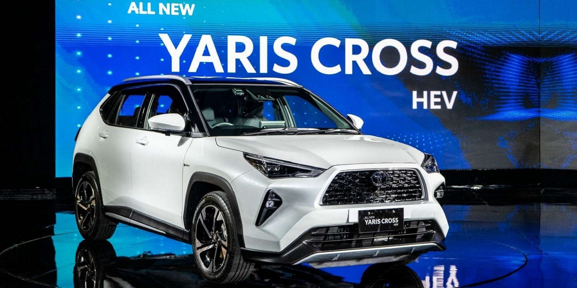 全新TOYOTA輕休旅YARiS CROSS 72.5萬元起 全面預售中！標配Auto Hold、CarPlay／Android Auto