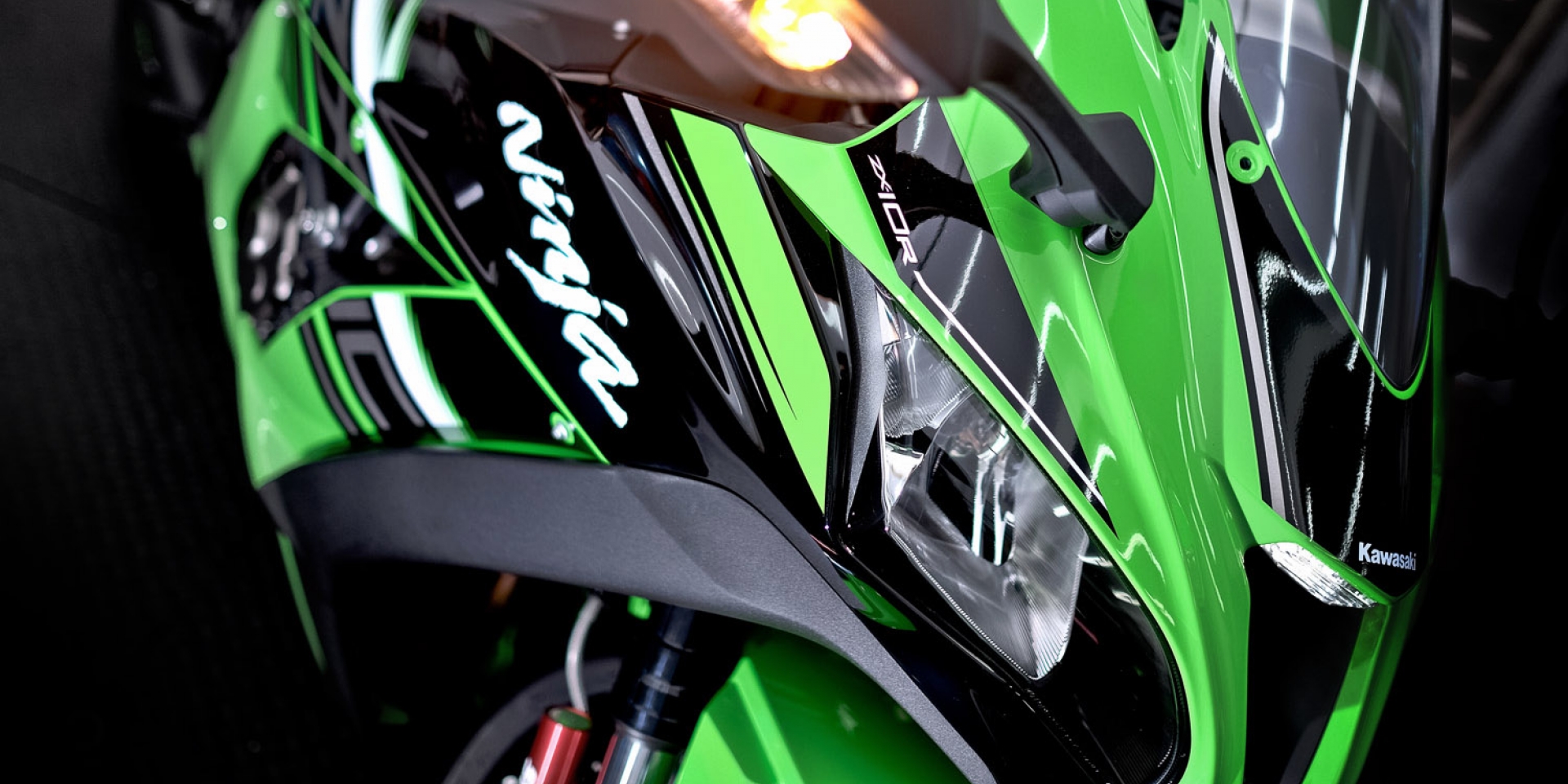 台灣現身 | 忍者10號降臨。2016 KAWASAKI NINJA ZX-10R