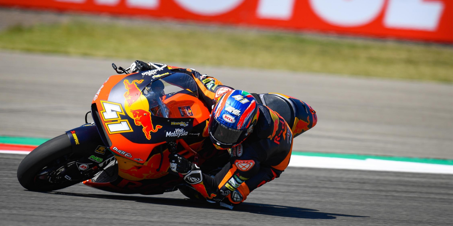 翻桌哥加入MotoGP行列。Red Bull KTM Tech3簽下Brad Binder