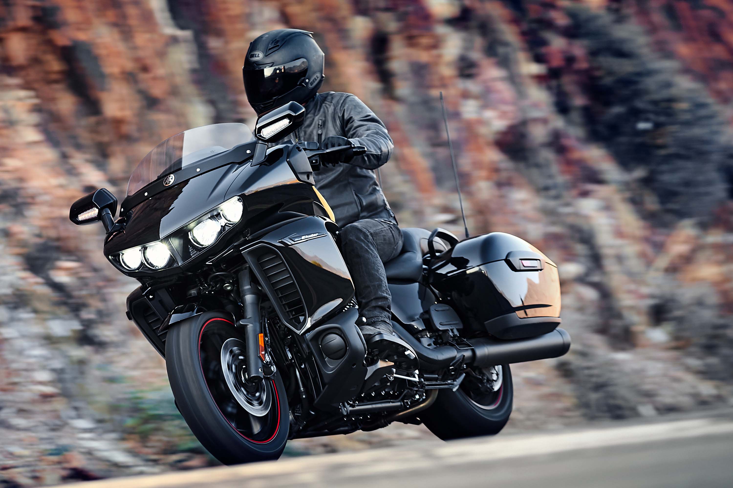 yamaha star eluder 2020