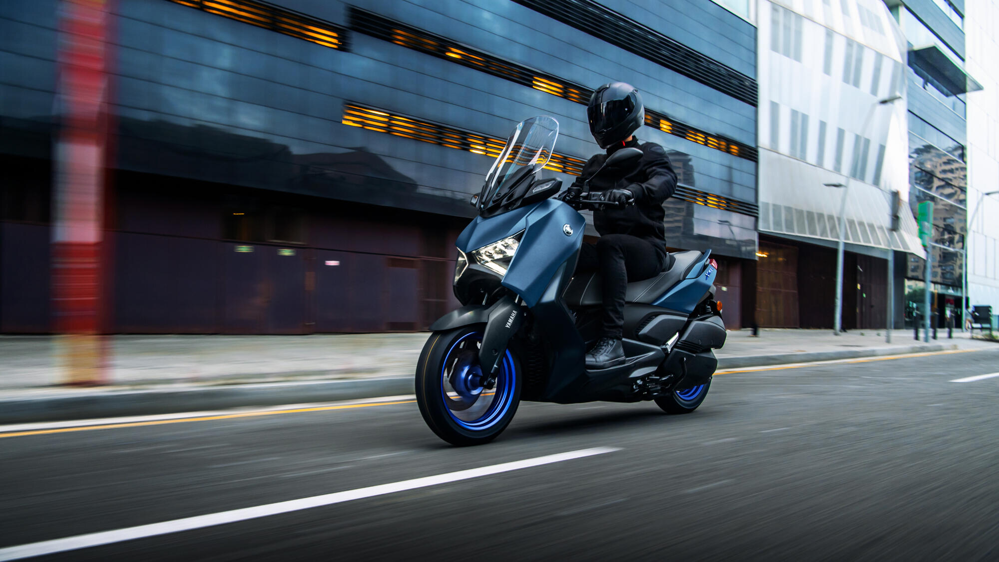 2025 Yamaha Xmax 300 Klara Maudie
