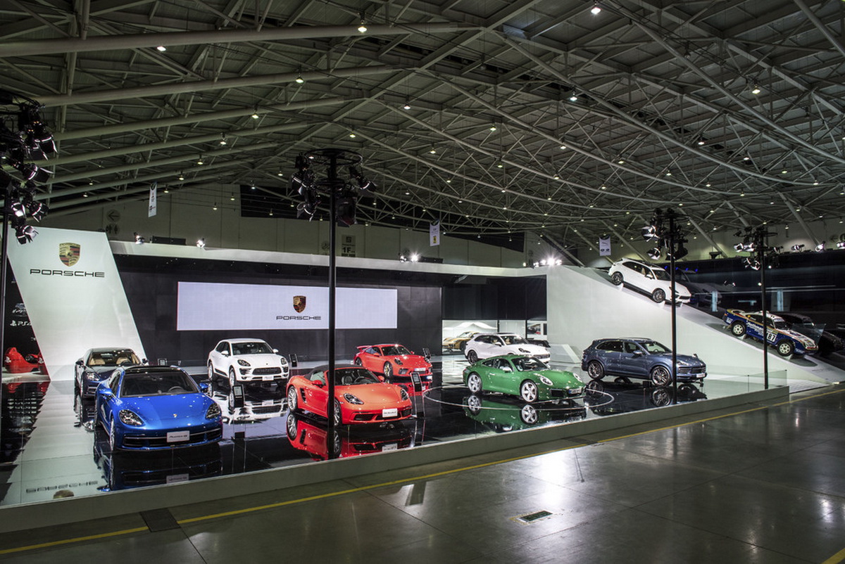 18世界新車大展 Porsche Taiwan正式來台 全新cayenne登場 Supermoto8