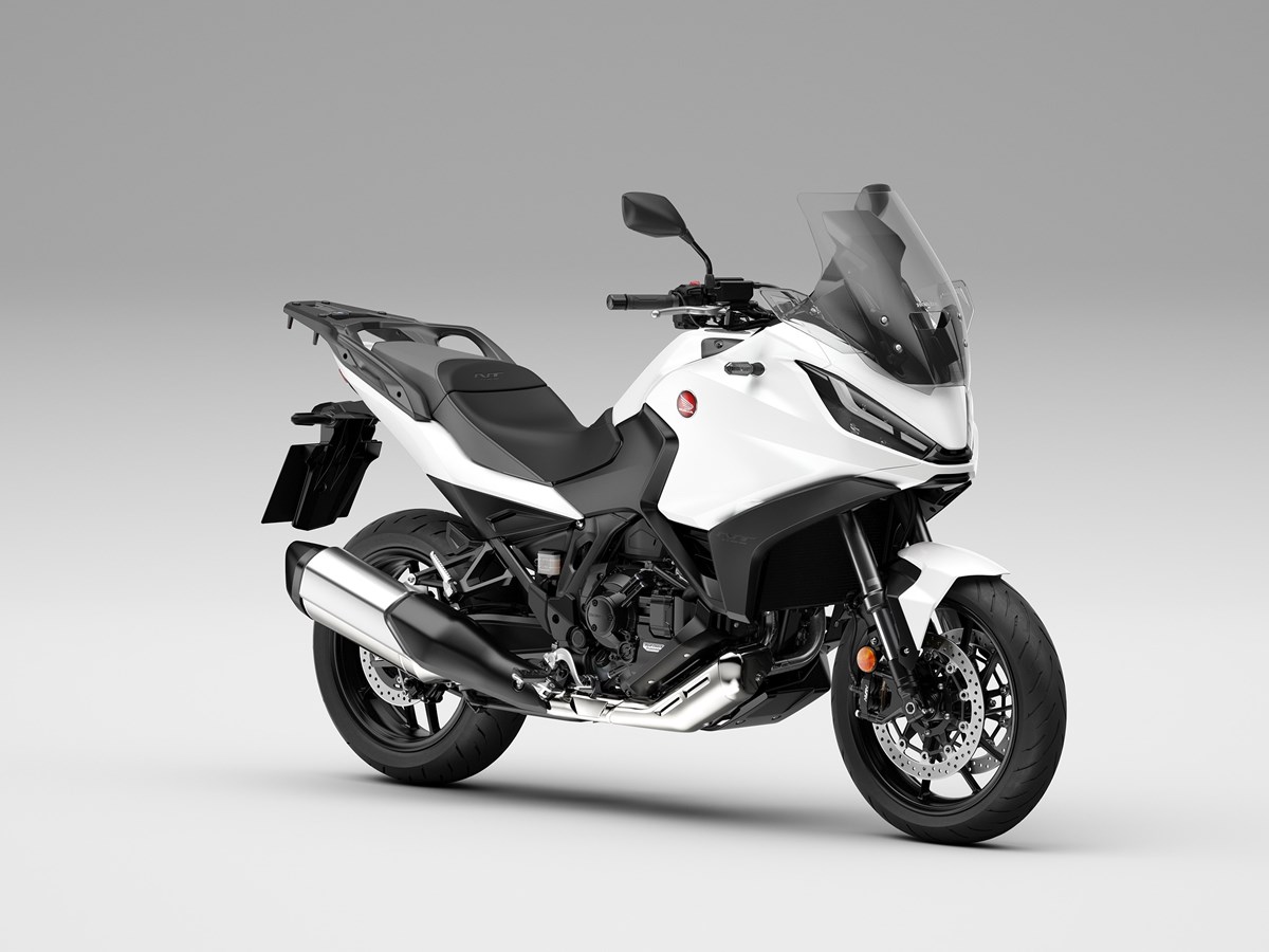 跨界跑旅新篇章。2022 HONDA NT1100 海外發表！ SUPERMOTO8