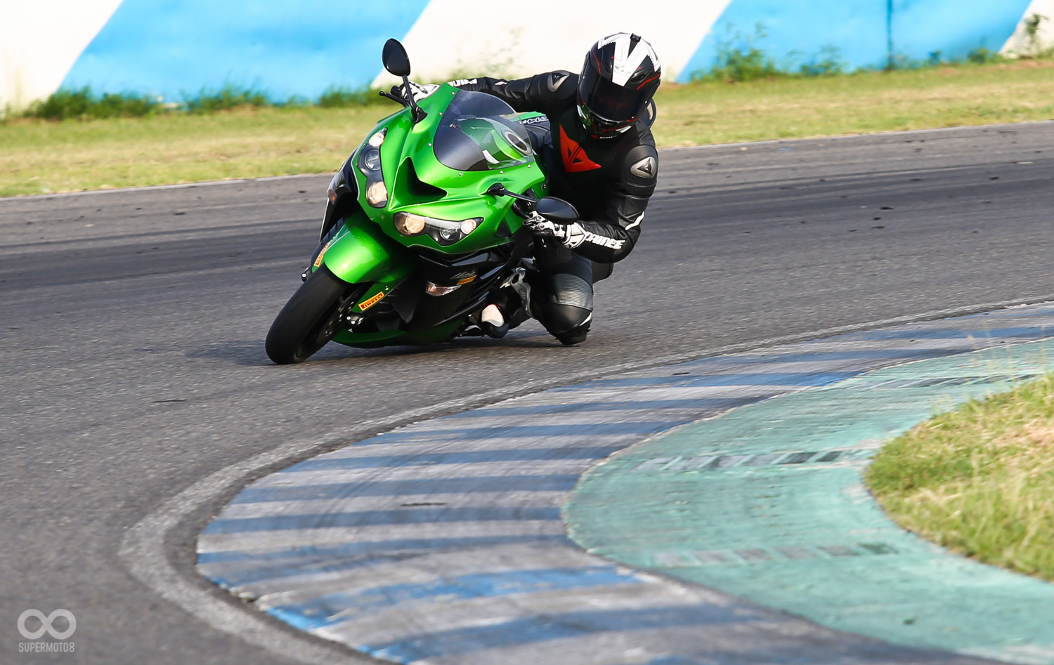 最強忍術入侵，2016 Kawasaki Ninja ZX-10R、Ninja ZX-14R台灣